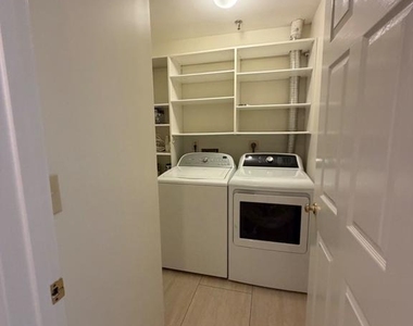 13100 Millhaven Place - Photo Thumbnail 9