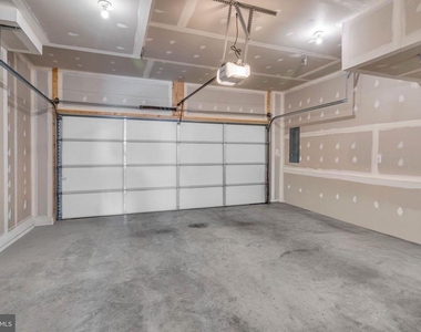 5133 Longstone Way - Photo Thumbnail 36