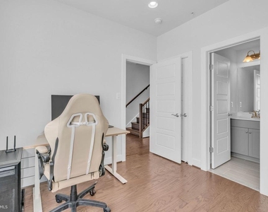 5133 Longstone Way - Photo Thumbnail 7
