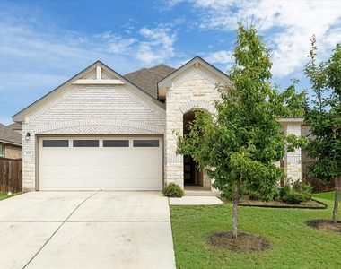 628 Peace Pipe Way - Photo Thumbnail 1