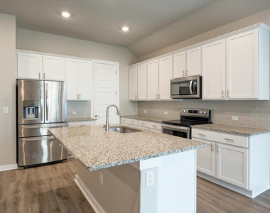 628 Peace Pipe Way - Photo Thumbnail 3