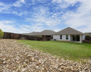 628 Peace Pipe Way - Photo Thumbnail 10