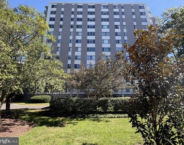 8315 N Brook Lane - Photo Thumbnail 28