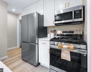 121 Whitmoor Terrace - Photo Thumbnail 6