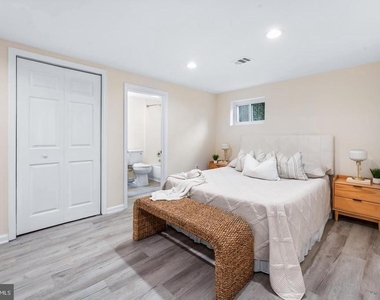 121 Whitmoor Terrace - Photo Thumbnail 21