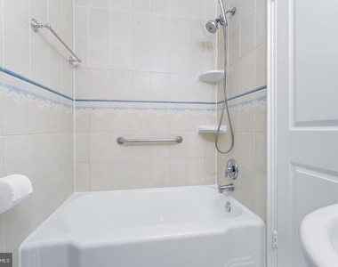 121 Whitmoor Terrace - Photo Thumbnail 25