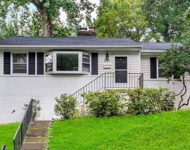 121 Whitmoor Terrace - Photo Thumbnail 30