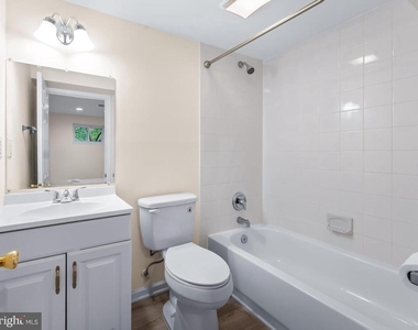 121 Whitmoor Terrace - Photo Thumbnail 26