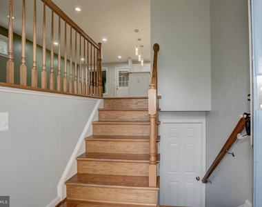 1007 Venice Drive - Photo Thumbnail 1