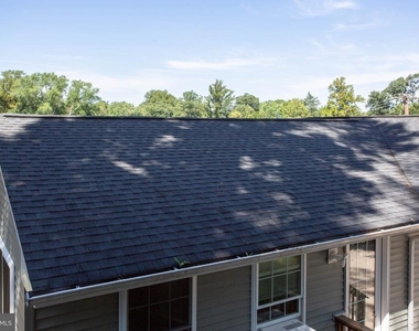 1007 Venice Drive - Photo Thumbnail 12