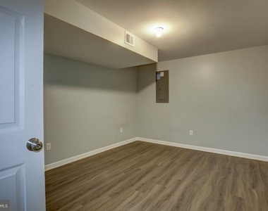 1007 Venice Drive - Photo Thumbnail 20