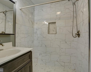 1007 Venice Drive - Photo Thumbnail 11