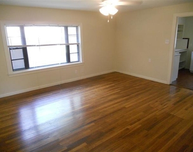 919 Keith Ln - Photo Thumbnail 7