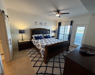 3404 American Dr - Photo Thumbnail 9