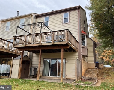 20140 Timber Oak Lane - Photo Thumbnail 9