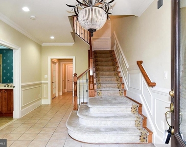 12525 Linda View Lane - Photo Thumbnail 9
