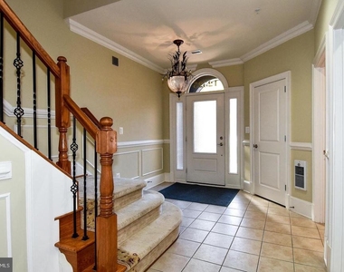 12525 Linda View Lane - Photo Thumbnail 7
