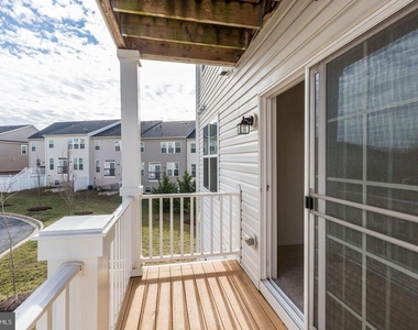 22961 Newcut Road - Photo Thumbnail 24