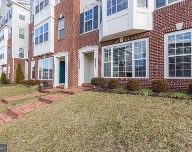 22961 Newcut Road - Photo Thumbnail 3