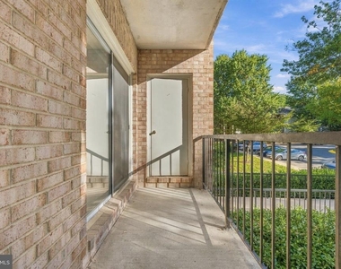 18302 Streamside Drive - Photo Thumbnail 19
