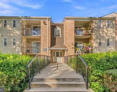 18302 Streamside Drive - Photo Thumbnail 21
