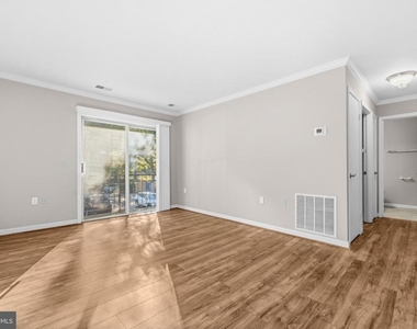 18302 Streamside Drive - Photo Thumbnail 5