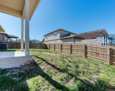 6713 Branrust Dr - Photo Thumbnail 30