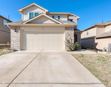 6713 Branrust Dr - Photo Thumbnail 1