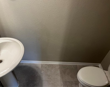 1137 Garland Rd - Photo Thumbnail 4