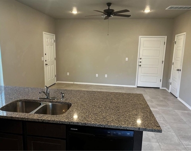1137 Garland Rd - Photo Thumbnail 6
