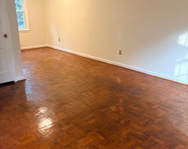 1846 E West Highway - Photo Thumbnail 2
