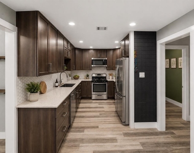 807 Russet Valley Dr - Photo Thumbnail 6