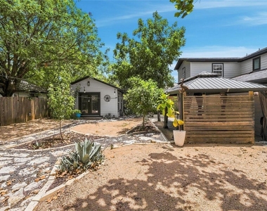 807 Russet Valley Dr - Photo Thumbnail 24