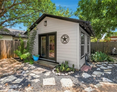 807 Russet Valley Dr - Photo Thumbnail 25