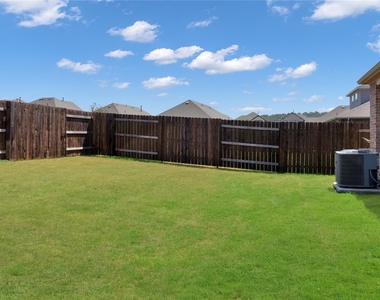 2016 Wilsons Warbler Dr - Photo Thumbnail 37