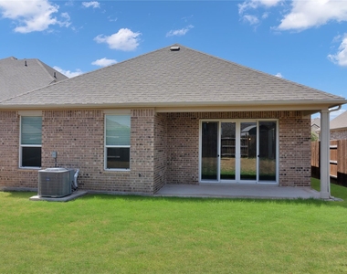 2016 Wilsons Warbler Dr - Photo Thumbnail 36