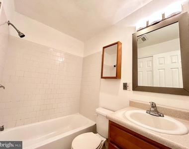 8721 Hayshed Lane - Photo Thumbnail 12