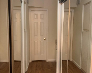 501 W 26th St - Photo Thumbnail 8