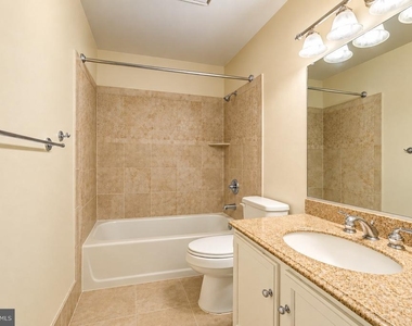 9065 N Laurel Road - Photo Thumbnail 14
