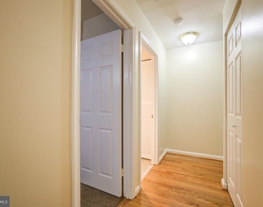 9065 N Laurel Road - Photo Thumbnail 11