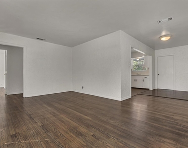 5408 Joe Sayers Ave - Photo Thumbnail 24