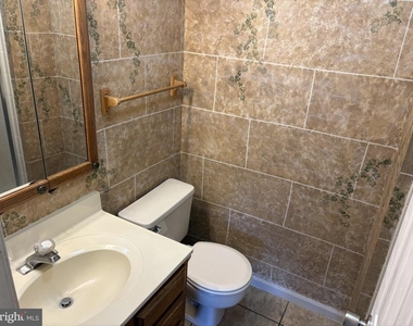 902 Swallow Crest Court - Photo Thumbnail 12