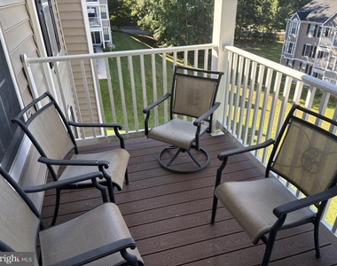 902 Swallow Crest Court - Photo Thumbnail 13