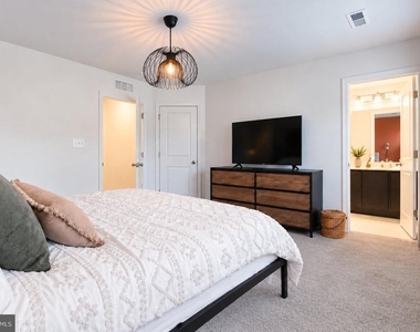 205 Joppa Farm Road - Photo Thumbnail 27