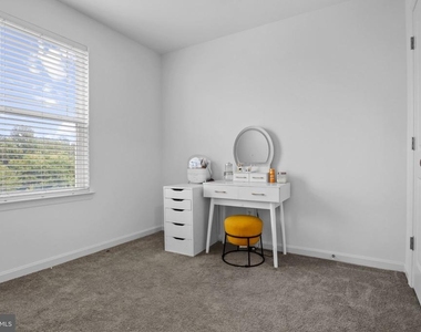205 Joppa Farm Road - Photo Thumbnail 33