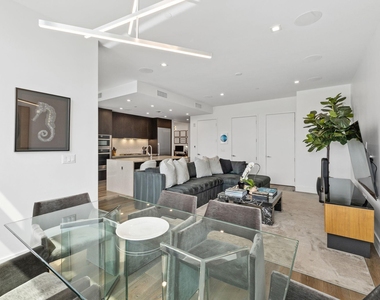 501 West Ave - Photo Thumbnail 13