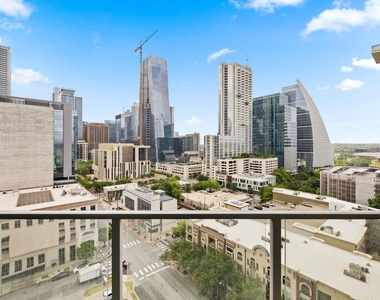 501 West Ave - Photo Thumbnail 22