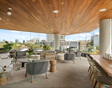 501 West Ave - Photo Thumbnail 29