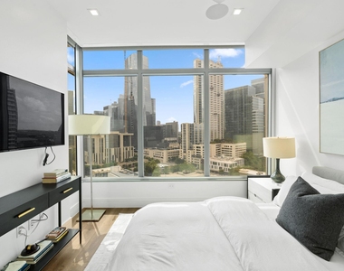 501 West Ave - Photo Thumbnail 16