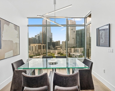 501 West Ave - Photo Thumbnail 12